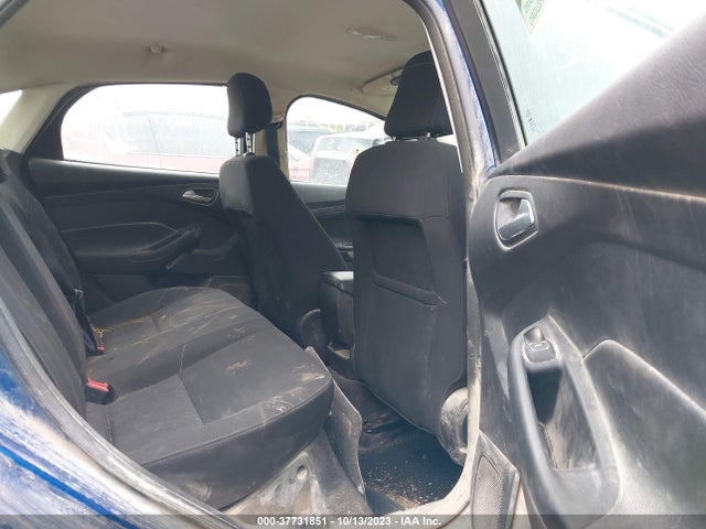 Ford FOCUS SE 2018 1FADP3F23JL256274 Image 8