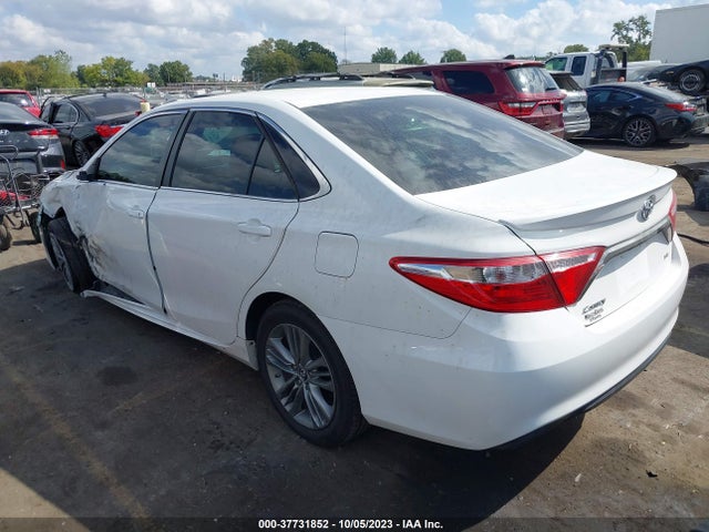 Toyota CAMRY SE 2015 4T1BF1FK8FU894008 Image 3