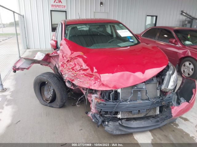 JN1BJ1CR7JW259138 Nissan Rogue Sport S