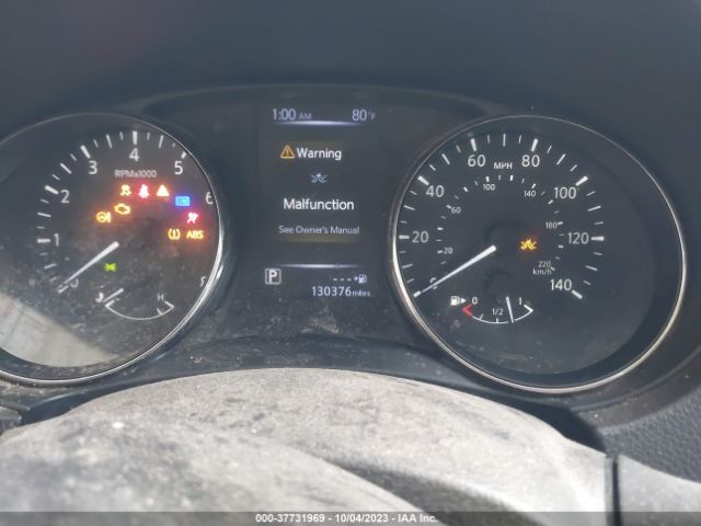 JN1BJ1CR7JW259138 Nissan Rogue Sport S