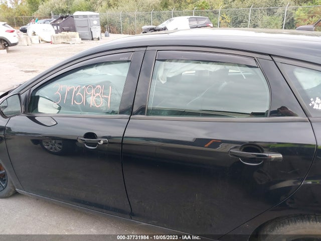 2016 FORD FOCUS SE VIN: 1FADP3K28GL318668