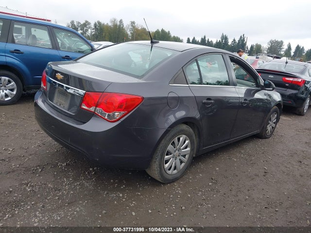 2011 CHEVROLET CRUZE LS VIN: 1G1PC5SH2B7123419