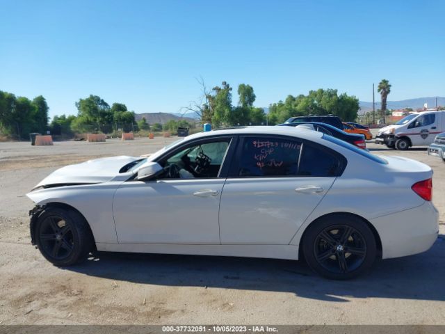 WBA3C1C53EK113113 BMW 3 Series 328i