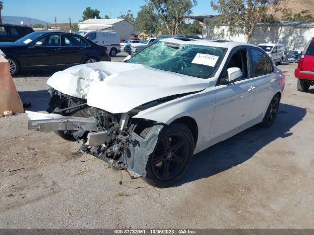 WBA3C1C53EK113113 BMW 3 Series 328i