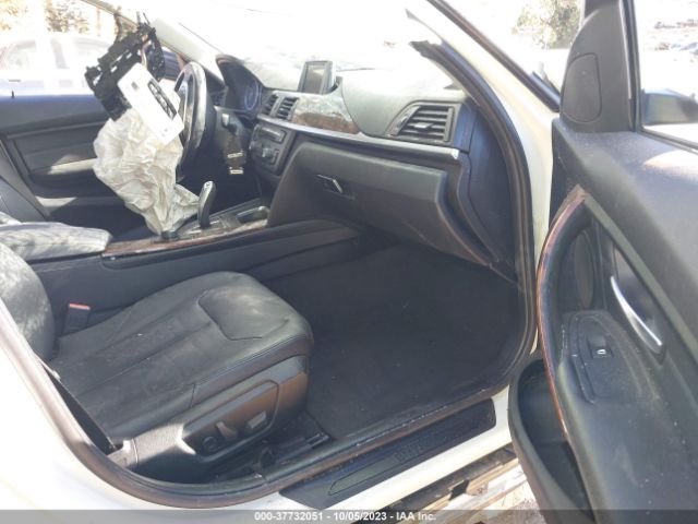 WBA3C1C53EK113113 BMW 3 Series 328i