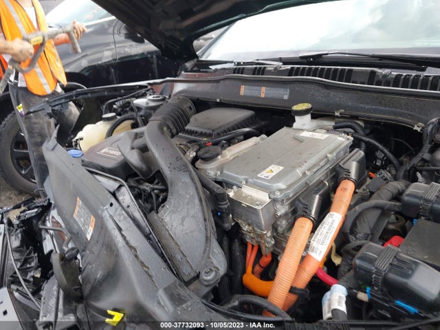 2019 FORD FUSION HYBRID SE VIN: 3FA6P0LUXKR165048