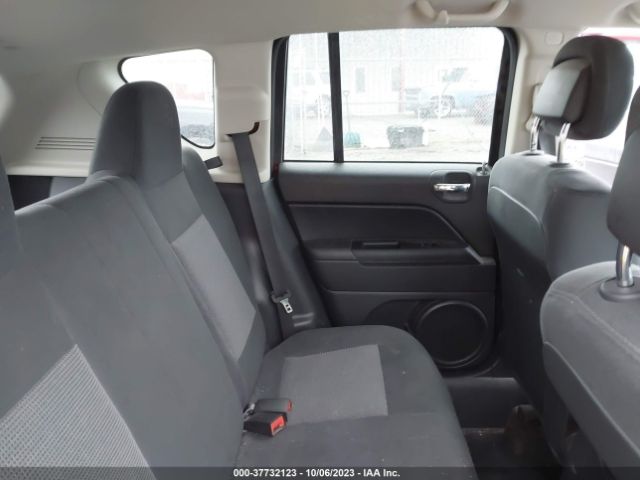 1C4NJDBB3ED605588 Jeep Compass Sport