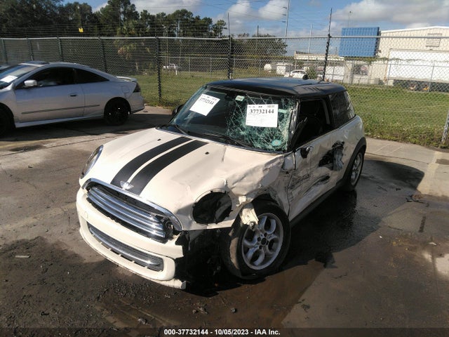 2012 MINI COOPER HARDTOP WMWSU3C52CT264116 Photo 5