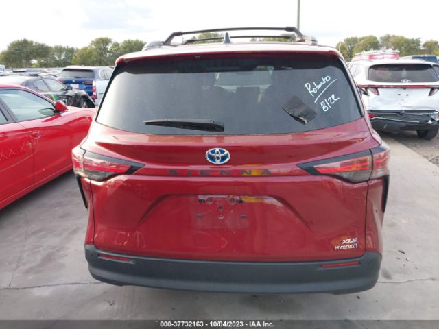 5TDYRKEC0NS088463 Toyota SIENNA XLE