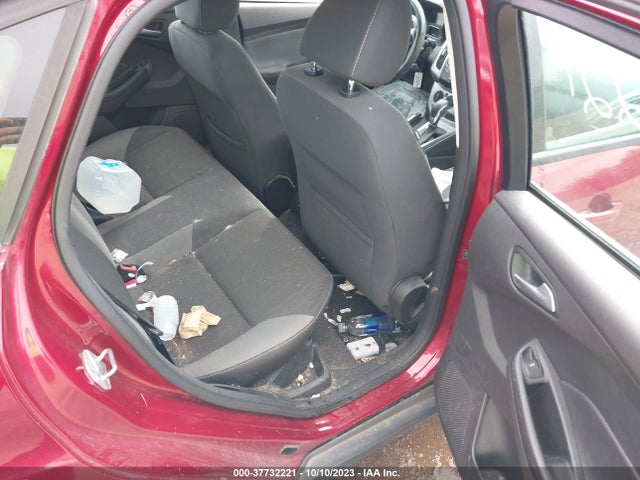 2014 FORD FOCUS SE VIN: 1FADP3F28EL105629