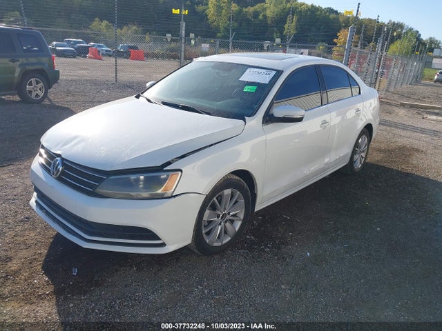 3VWD07AJ1FM322330 Volkswagen Jetta Sedan 1.8t Se W/connectivity