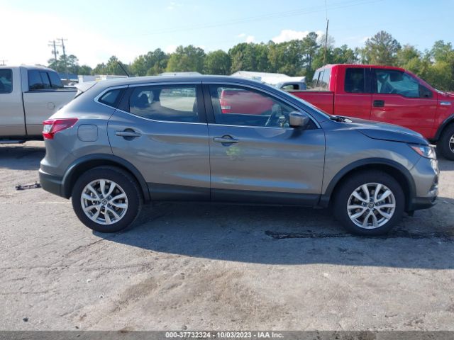 JN1BJ1AVXMW560233 Nissan Rogue Sport S