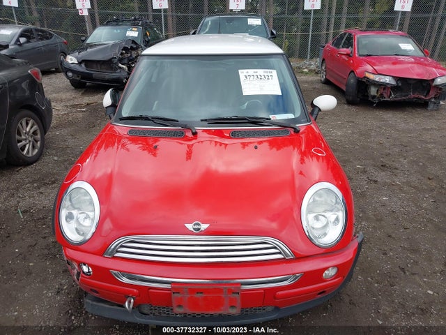 2003 MINI COOPER HARDTOP VIN: WMWRC33403TC45379