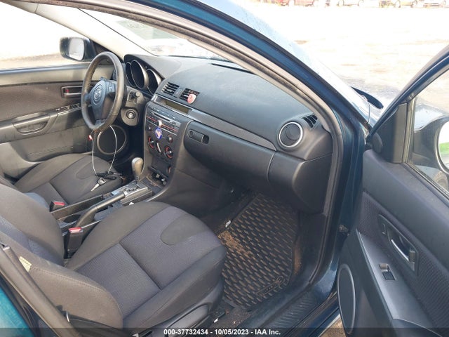 2007 MAZDA MAZDA3 S TOURING VIN: JM1BK343571702053
