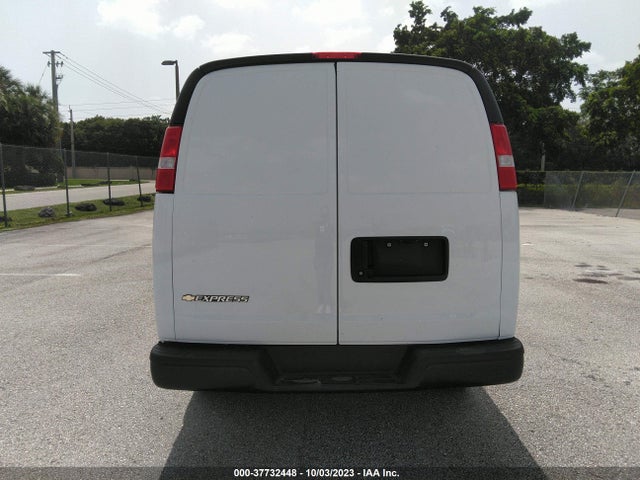 Chevrolet EXPRESS CARGO VAN 2023 1GCWGBFP0P1111500 Image 16