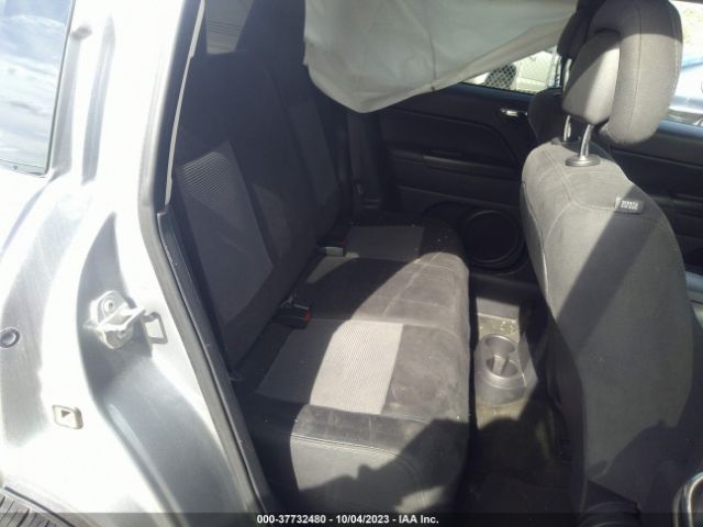 1C4NJDBB8GD723588 Jeep Compass Sport