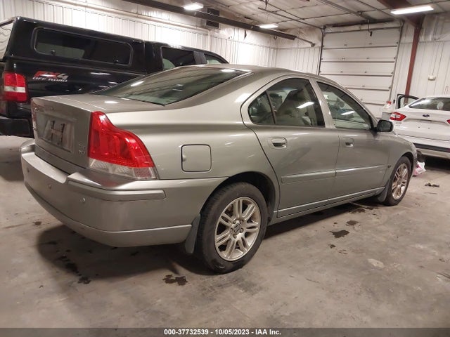 2006 VOLVO S60 2.5T VIN: YV1RH592662544365