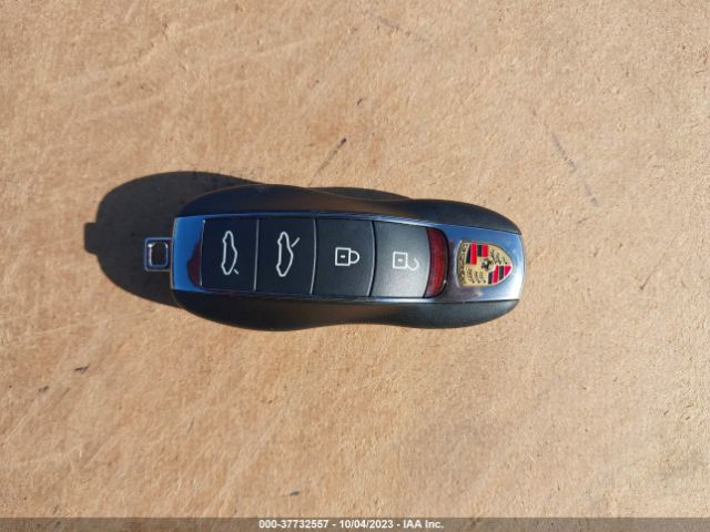 2021 PORSCHE 718 CAYMAN WP0AD2A88MS281452 Photo 10