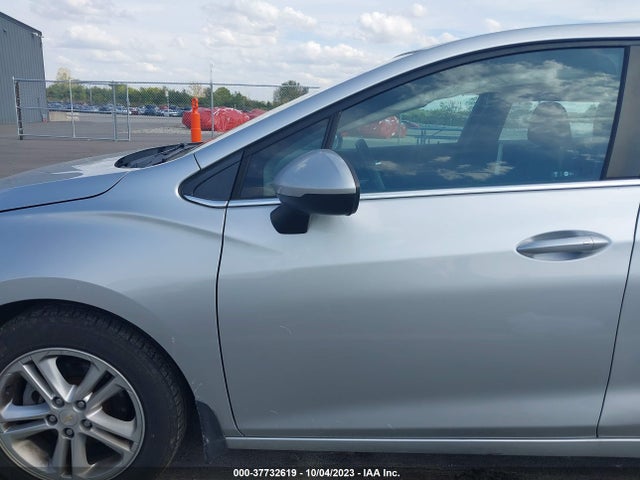 Chevrolet Cruze Lt Auto 2017 1G1BE5SM8H7277580 Image 12
