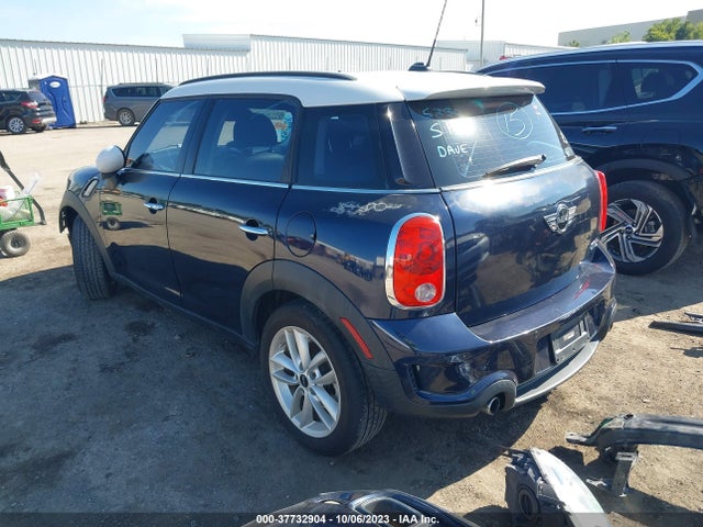 2012 MINI COOPER COUNTRYMAN WMWZC3C57CWL83750 Photo 2