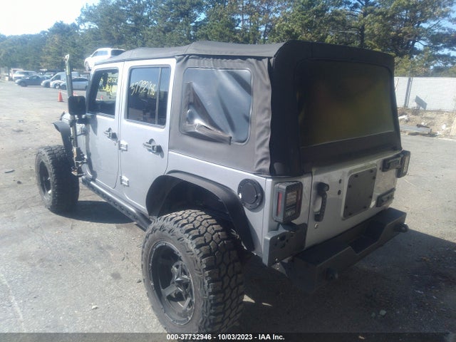 2015 JEEP WRANGLER UNLIMITED SPORT VIN: 1C4BJWDG9FL756871