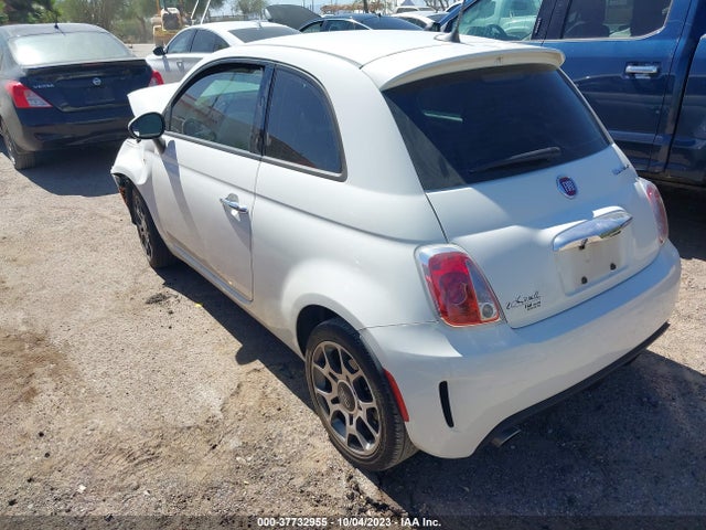 2018 FIAT 500 3C3CFFKH5JT503484 Photo 2