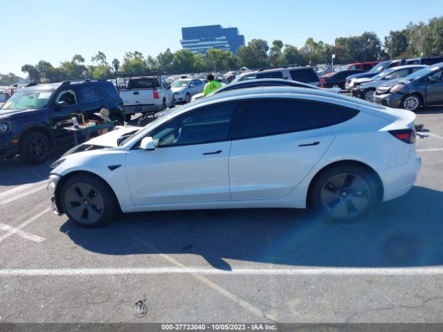 5YJ3E1EA8PF616336 Tesla MODEL 3
