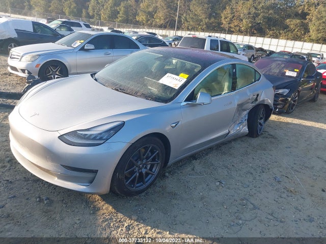 Tesla Model 3 Long Range 2018 5YJ3E1EB1JF112839 Image 2