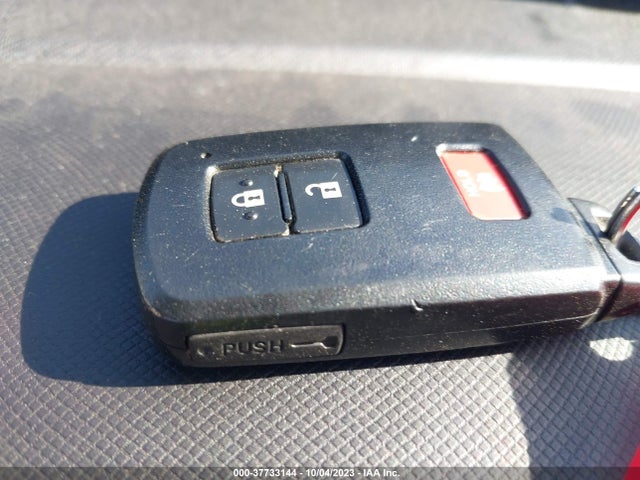 Toyota Prius C One/three/two/four 2014 JTDKDTB37E1075270 Image 11