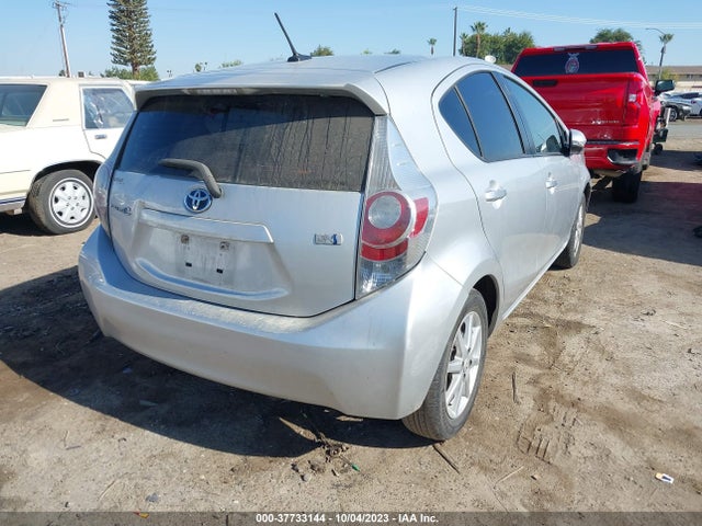 Toyota Prius C One/three/two/four 2014 JTDKDTB37E1075270 Image 4
