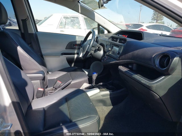 Toyota Prius C One/three/two/four 2014 JTDKDTB37E1075270 Image 5