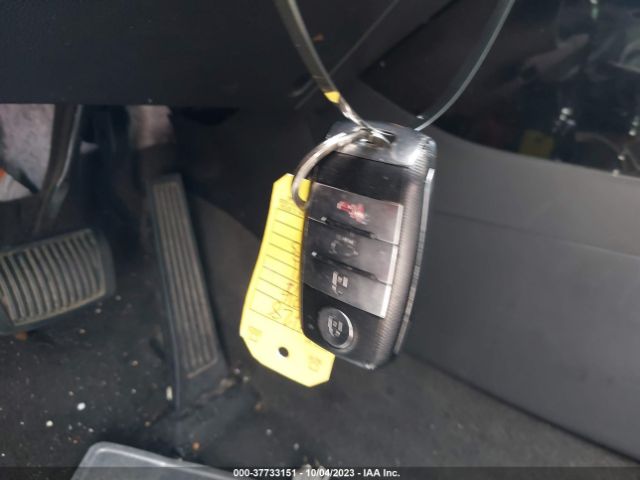 KNDJX3A57G7838183 KIA Soul !