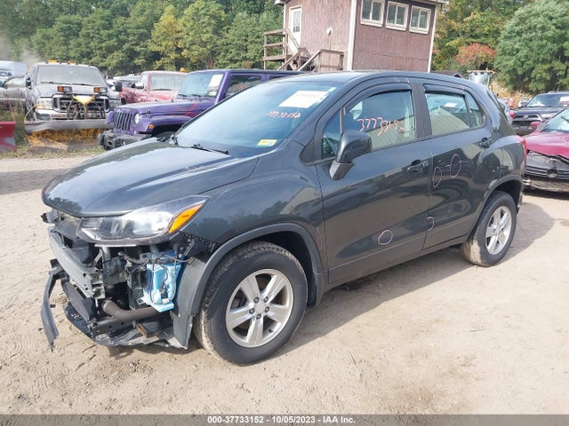 Chevrolet TRAX LS 2019 3GNCJNSB8KL395256 Image 2