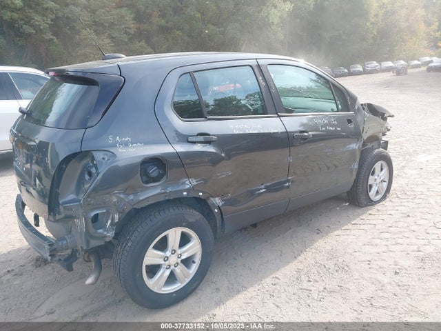 Chevrolet TRAX LS 2019 3GNCJNSB8KL395256 Image 4
