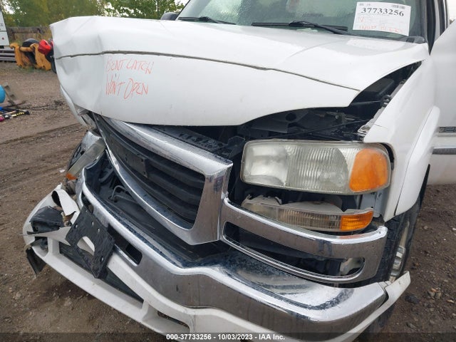 2005 GMC SIERRA 2500HD SLE VIN: 1GTHK23U05F878524