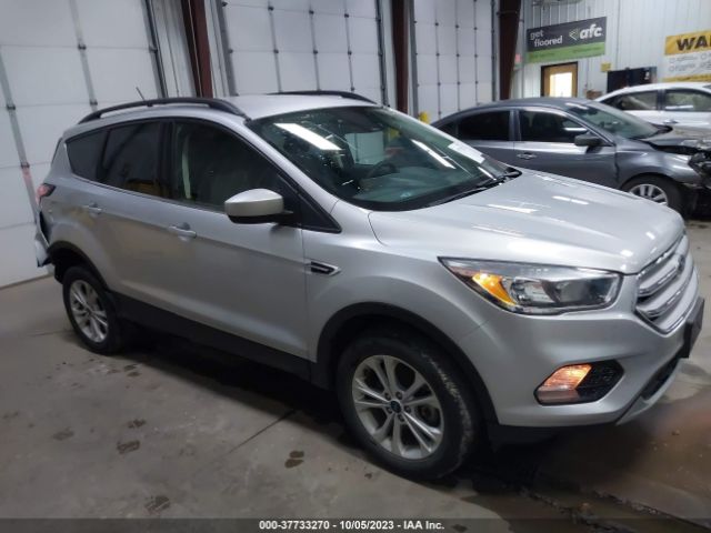 1FMCU9GDXJUA85580 Ford ESCAPE SE