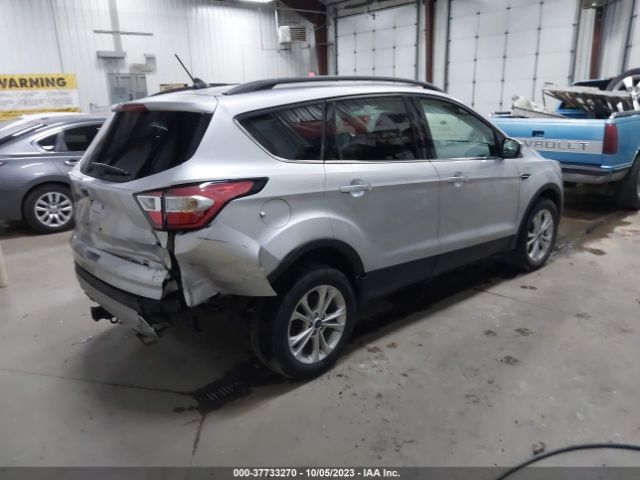 1FMCU9GDXJUA85580 Ford ESCAPE SE