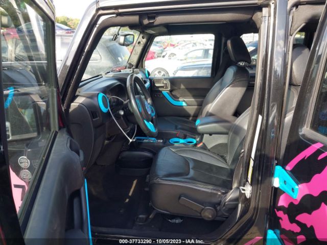 1C4BJWDG1EL108049 Jeep Wrangler Unlimited Sport