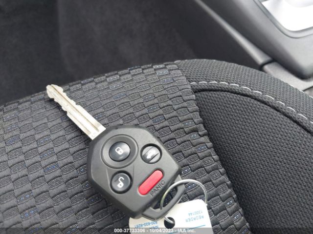 JF2SJAGC2JH552261 Subaru Forester Premium