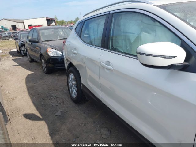 JN1BJ1BW8NW480695 Nissan Rogue Sport Sv