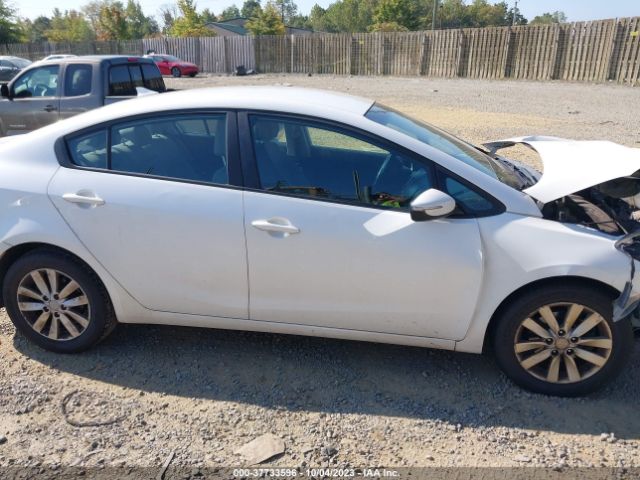 KNAFX4A65E5240880 KIA FORTE LX