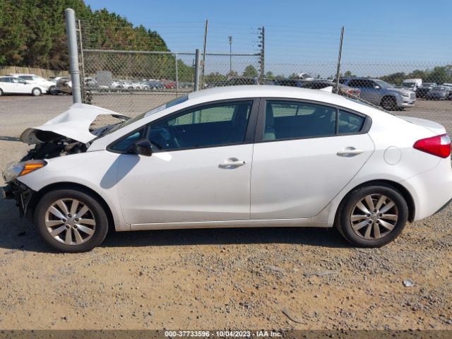 KNAFX4A65E5240880 KIA FORTE LX