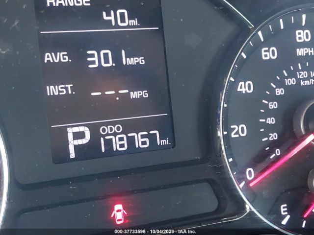 KNAFX4A65E5240880 KIA FORTE LX