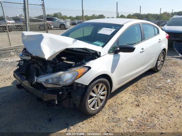 KNAFX4A65E5240880 KIA FORTE LX