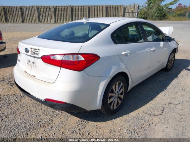 KNAFX4A65E5240880 KIA FORTE LX