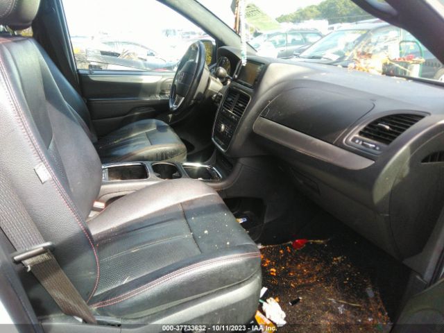 2C4RDGEG4JR282970 Dodge Grand Caravan Gt