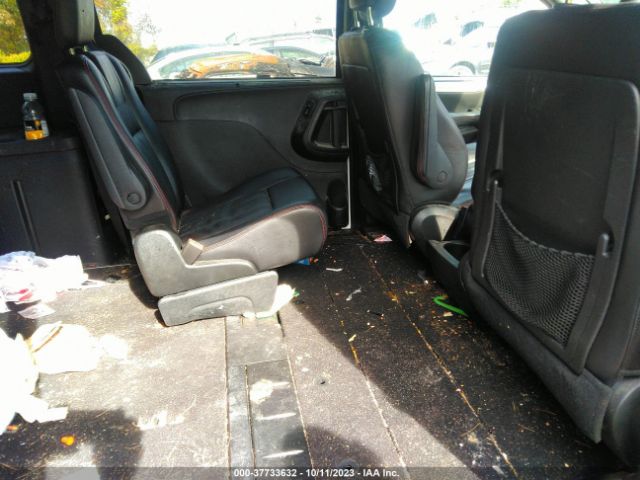 2C4RDGEG4JR282970 Dodge Grand Caravan Gt
