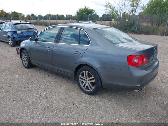 2005 VOLKSWAGEN JETTA SEDAN A5 2.5L VIN: 3VWRF71KX5M620726