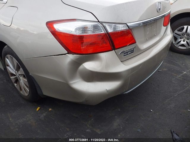 1HGCR2F70FA194486 Honda Accord Sedan Ex