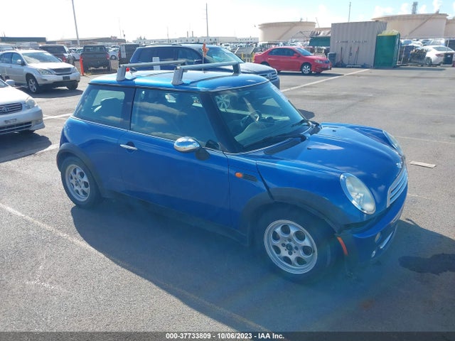2006 MINI COOPER HARDTOP WMWRC33546TK66827 Photo 0